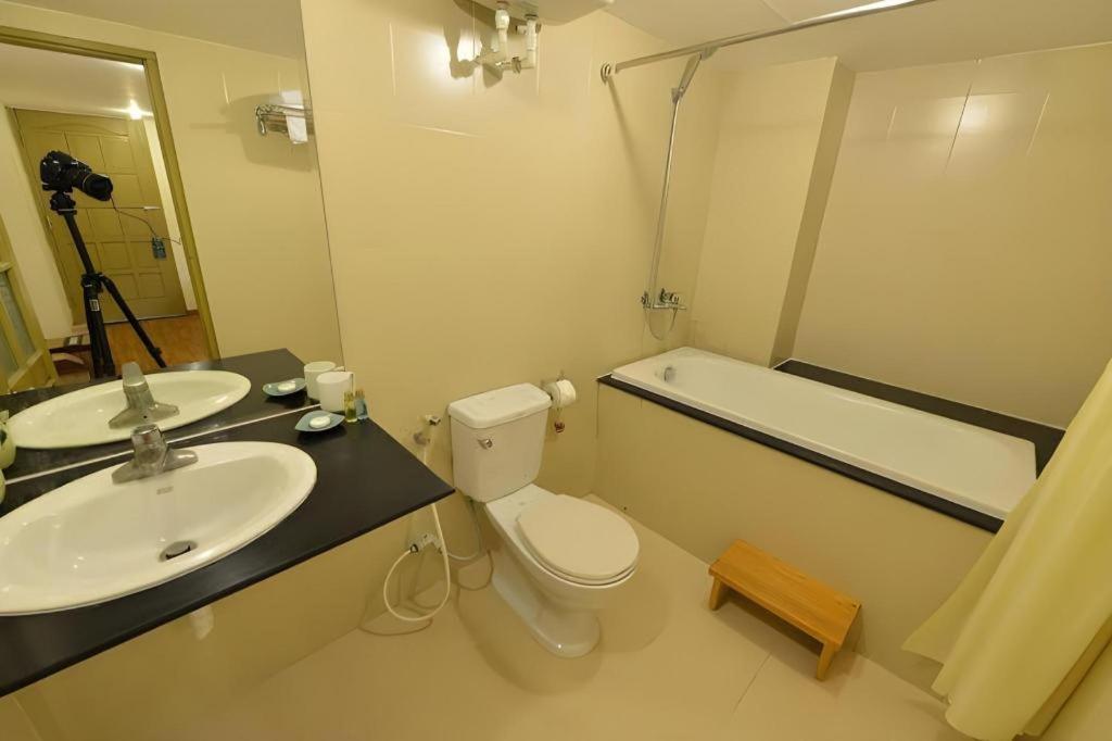 Hanoi Serenity Hotel 2 Kültér fotó